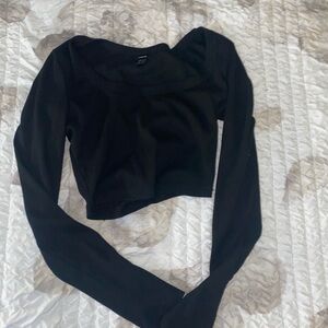 Black Long Sleeve Crop Top